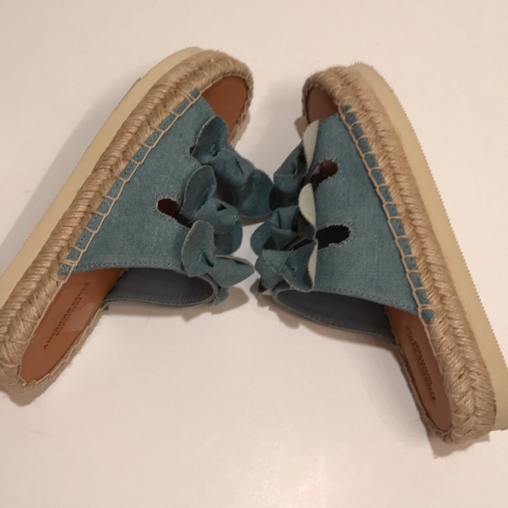 NWT American eagle denim bow wedge sandals 7 - Picture 2 of 12